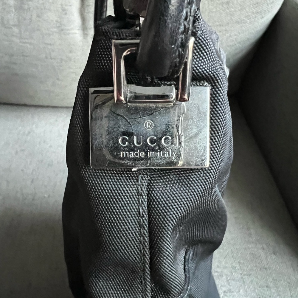 Gucci vintage nylons and leather black shoulder bag - Picture 10 of 16